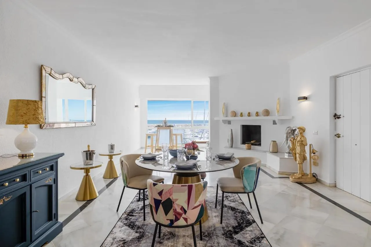 شقة Luxurious Frontline Penthouse In Puerto Banus ماربيا