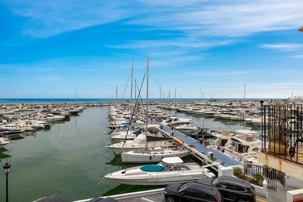 Luxurious Frontline Penthouse In Puerto Banus Appartement Marbella